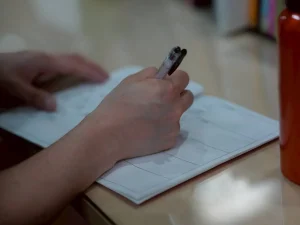 Hiit Plusログブックを書き込み中